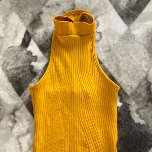 Ribbed knit halter top